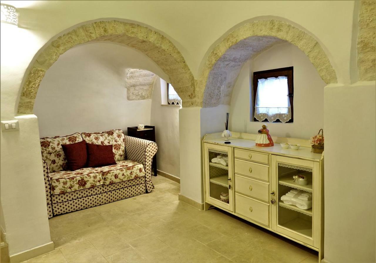 Trullo "Vicolo Fiorito" Villa Alberobello Luaran gambar