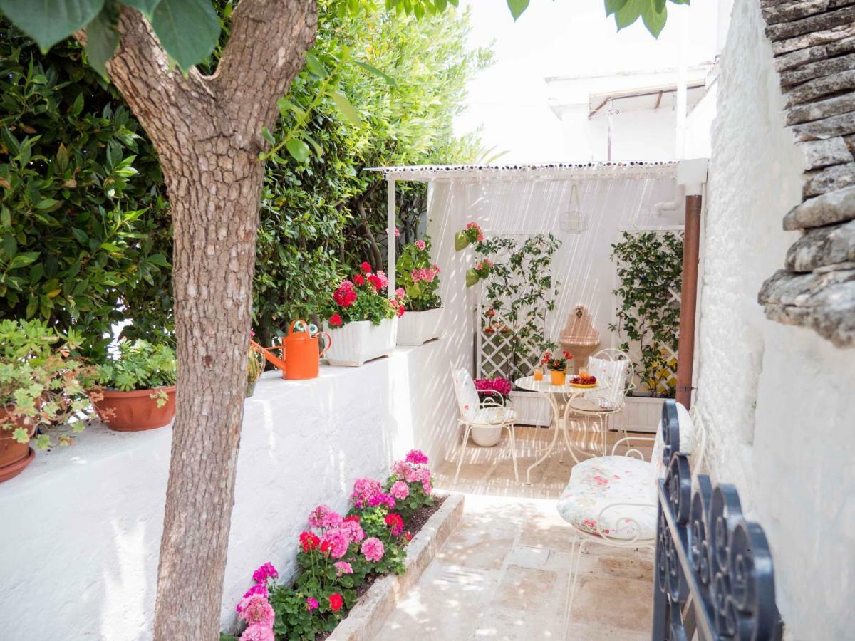 Trullo "Vicolo Fiorito" Villa Alberobello Luaran gambar