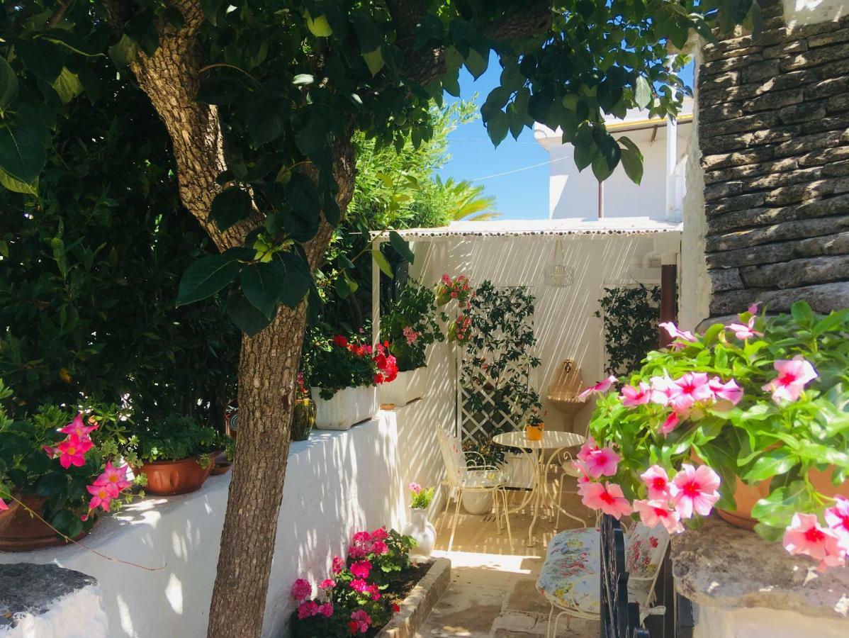 Trullo "Vicolo Fiorito" Villa Alberobello Luaran gambar
